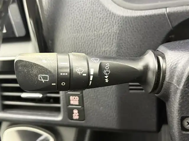 トヨタ ヴォクシー V 愛知県 2014(平26)年 8.4万km ブラッキッシュアゲハガラスフレーク 純正7インチナビ/バックカメラ/フルセグTV/モデリスタエアロ/横滑り防止装置/オートライト/LEDヘッドライト/フォグランプ/片側パワースライドドア/前後ドライブレコーダー/ETC/自動防眩式ミラー/純正AW/純正フロアマット/プッシュスタート/スマートキー