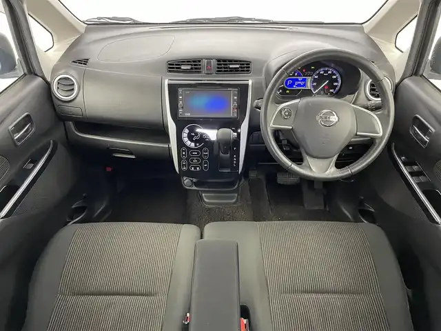 日産 デイズ ハイウェイスターX 埼玉県 2018(平30)年 4万km チタニウムグレーメタリック 純正ナビ：MJ1170-W/（AM/FM/SD/CD/Bluetooth）/衝突軽減ブレーキ/全方位カメラ/ETC/オートマチックハイビーム/アイドリングストップ/ドアバイザー/ステアリングスイッチ/電動格納ミラー/純正14インチアルミホイール/ウィンカーミラー/純正フロアマット/プッシュスタート/スマートキー