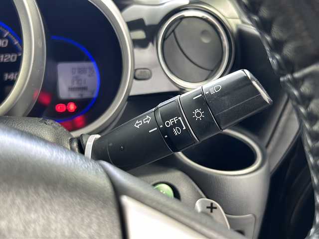 ホンダ Ｎ ＢＯＸ カスタム G ターボSSパッケージ 岐阜県 2015(平27)年 7.9万km スマートブラック 純正ナビ（VXM-155VSi）/CD/DVD/BT/SD/AM/FM/バックカメラ/両側パワースライドドア/衝突軽減ブレーキ（CTBA）/ドアバイザー/純正15インチアルミホイール/フロアマット/純正ドライブレコーダー/横滑り防止