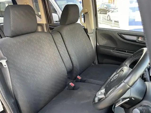 ホンダ Ｎ ＢＯＸ カスタム G ターボSSパッケージ 神奈川県 2015(平27)年 7.9万km スマートブラック (株)IDOMが運営する【じしゃロン秦野店】の自社ローン専用車両になります。こちらは現金またはオートローンご利用時の価格です。自社ローンご希望の方は別途その旨お申付け下さい/純正ナビ（VXM-155VSi）/CD/DVD/BT/SD/AM/FM/バックカメラ/両側パワースライドドア/衝突軽減ブレーキ（CTBA）/ドアバイザー/純正15インチアルミホイール/フロアマット/純正ドライブレコーダー/横滑り防止
