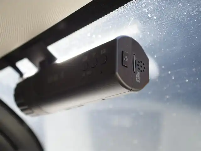 ボルボ ＸＣ６０ D4 AWD インスクリプション 埼玉県 2018(平30)年 5.8万km クリスタルホワイトP 1オーナー /ブラウンレザーシート /アダプティブクルーズコントロール /パノラミックスライディングルーフ /harman/kardon /ヘッドアップディスプレイ /CarPlay /ブラインドスポットモニター /全周囲カメラ /ETC /ドラレコ/全席シートヒーター/前席ベンチレーション/ステアリングヒーター/シートポジションメモリー機能