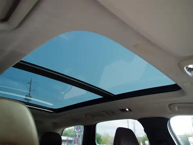ボルボ ＸＣ６０ D4 AWD インスクリプション 埼玉県 2018(平30)年 5.8万km クリスタルホワイトP 1オーナー /ブラウンレザーシート /アダプティブクルーズコントロール /パノラミックスライディングルーフ /harman/kardon /ヘッドアップディスプレイ /CarPlay /ブラインドスポットモニター /全周囲カメラ /ETC /ドラレコ/全席シートヒーター/前席ベンチレーション/ステアリングヒーター/シートポジションメモリー機能
