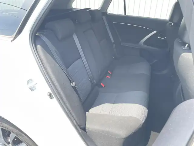 トヨタ アベンシス ワゴン Xi 群馬県 2014(平26)年 8.6万km スーパーホワイトⅡ 純正SDナビ/（CD/DVD/Bluetooth/フルセグ）/バックカメラ/プッシュスタート/ルーフレール/前後ドライブレコーダー/オートエアコン/オートライト/純正フロアマット/社外16インチAW/HID
