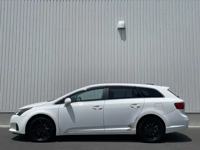 トヨタ アベンシス ワゴン Xi 群馬県 2014(平26)年 8.6万km スーパーホワイトⅡ 純正SDナビ/（CD/DVD/Bluetooth/フルセグ）/バックカメラ/プッシュスタート/ルーフレール/前後ドライブレコーダー/オートエアコン/オートライト/純正フロアマット/社外16インチAW/HID