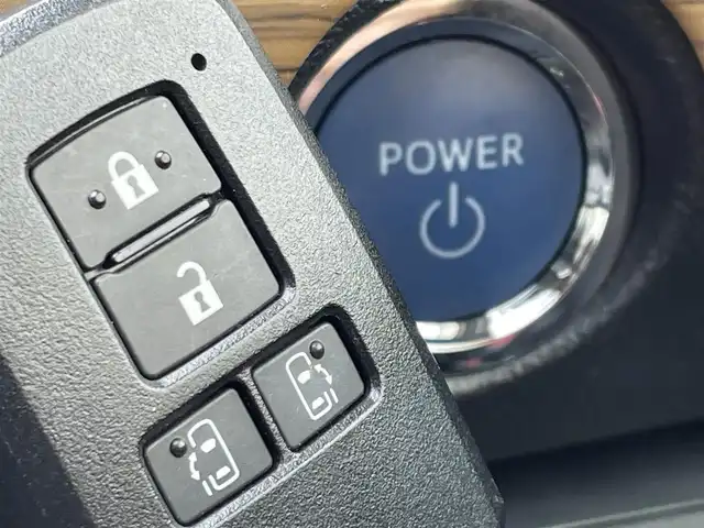 トヨタ シエンタ ハイブリッド ファンベースG 東京都 2019(平31)年 6.1万km ベージュマイカM/グレイッシュブラウンM 純正ナビ/バックモニター/プリクラッシュセーフティ/レーンディパーチャー/オートマチックハイビーム/レーダークルーズコントロール/両側電動スライドドア/ETC/シートヒーター/ドライブレコーダー