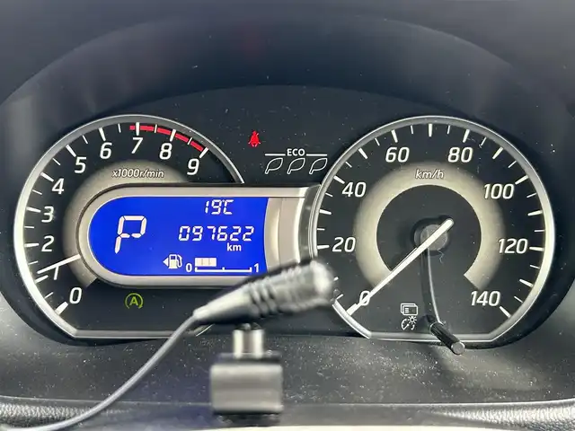 日産 デイズ ルークス ハイウェイスターX Gパッケージ 道東・釧路十勝 2014(平26)年 9.8万km ホワイトパール 社外ナビ/(FM AM CD DVD BT TV)/アラウンドビューモニター/両側パワースライドドア/ETC/プッシュスタート/スマートキー/HIDヘッドライト/フォグランプ/オートライト/ウィンカーミラー/革巻きステアリング/フロアマット