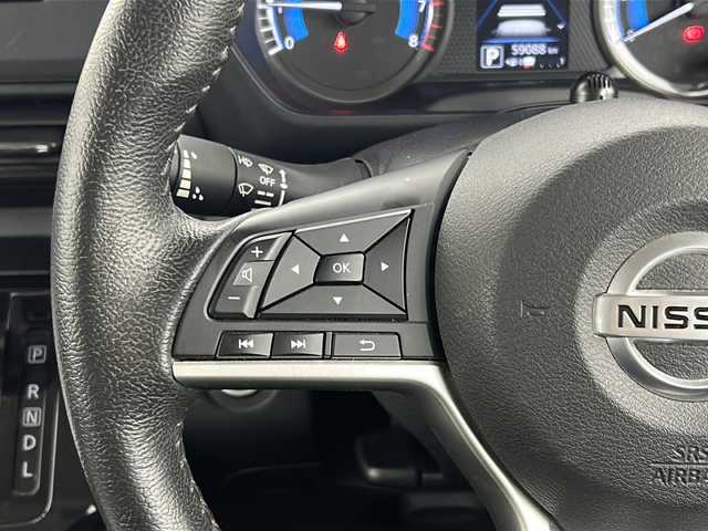 日産 ルークス ハイウェイスター Gターボ 宮城県 2022(令4)年 5.9万km フローズンバニラパール プロパイロット/アラウンドビューモニター/エマージェンシーブレーキ/車線逸脱警報/オートハイビーム/前後コーナーセンサー/純正SDナビ/・CD.DVD.SD.BT/フルセグTV/両側パワースライドドア/ハンズフリーオートスライドドア/LEDヘッドライト/LEDフォグランプ/純正ドライブレコーダー（FR）/電動パーキングブレーキ/アイドリングストップ/横滑り防止装置/プッシュスタート/スマートキー2個/ステアリングスイッチ/純正15インチアルミホイール/純正フロアマット/シートバックテーブル/後席ロールサンシェード