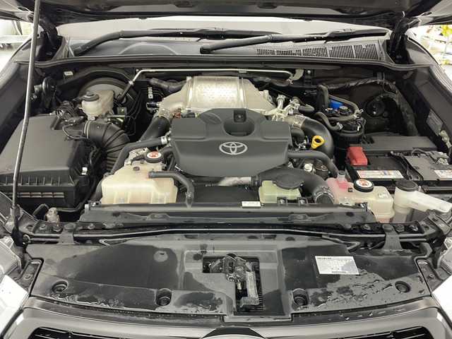 トヨタ ハイラックス Z 長野県 2021(令3)年 3.2万km アティチュードブラックマイカ 4WD/ワンオーナー/純正SDナビ&フルセグTV&CD&USB&BT/トヨタセーフティセンス/アダプティブクルーズコントロール/レーンディパーチャーアラート/プリクラッシュセーフティ/コーナーセンサー/ロードサインアシスト/ステアリングスイッチ/バックカメラ/ETC/LEDヘッドライト/オートライト/フロントフォグランプ/リアフォグランプ/電動格納ミラー/ウィンカーミラー/純正17インチAW装着/社外ラバーマット/純正ドアバイザー/GRマッドガード/GRヘッドライナー/ディーラーOPハードトノカバー/プッシュスタート/スマートキー/スペアキー1本/取扱説明書/新車保証書