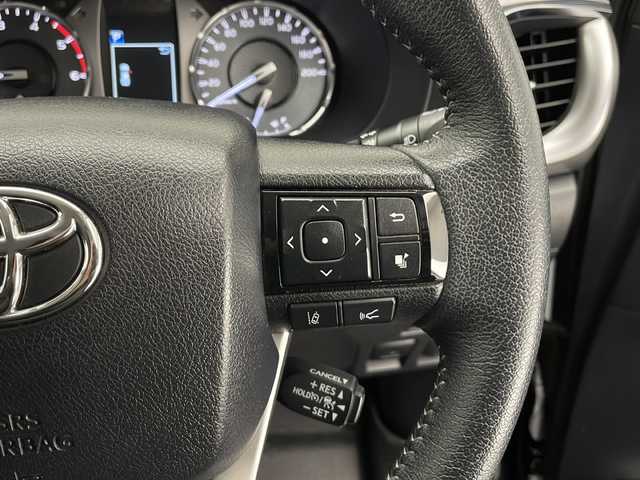 トヨタ ハイラックス Z 長野県 2021(令3)年 3.2万km アティチュードブラックマイカ 4WD/ワンオーナー/純正SDナビ&フルセグTV&CD&USB&BT/トヨタセーフティセンス/アダプティブクルーズコントロール/レーンディパーチャーアラート/プリクラッシュセーフティ/コーナーセンサー/ロードサインアシスト/ステアリングスイッチ/バックカメラ/ETC/LEDヘッドライト/オートライト/フロントフォグランプ/リアフォグランプ/電動格納ミラー/ウィンカーミラー/純正17インチAW装着/社外ラバーマット/純正ドアバイザー/GRマッドガード/GRヘッドライナー/ディーラーOPハードトノカバー/プッシュスタート/スマートキー/スペアキー1本/取扱説明書/新車保証書