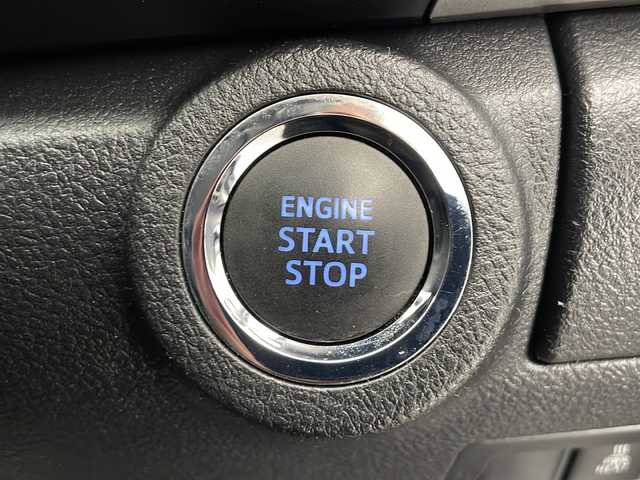 トヨタ ハイラックス Z 長野県 2021(令3)年 3.2万km アティチュードブラックマイカ 4WD/ワンオーナー/純正SDナビ&フルセグTV&CD&USB&BT/トヨタセーフティセンス/アダプティブクルーズコントロール/レーンディパーチャーアラート/プリクラッシュセーフティ/コーナーセンサー/ロードサインアシスト/ステアリングスイッチ/バックカメラ/ETC/LEDヘッドライト/オートライト/フロントフォグランプ/リアフォグランプ/電動格納ミラー/ウィンカーミラー/純正17インチAW装着/社外ラバーマット/純正ドアバイザー/GRマッドガード/GRヘッドライナー/ディーラーOPハードトノカバー/プッシュスタート/スマートキー/スペアキー1本/取扱説明書/新車保証書