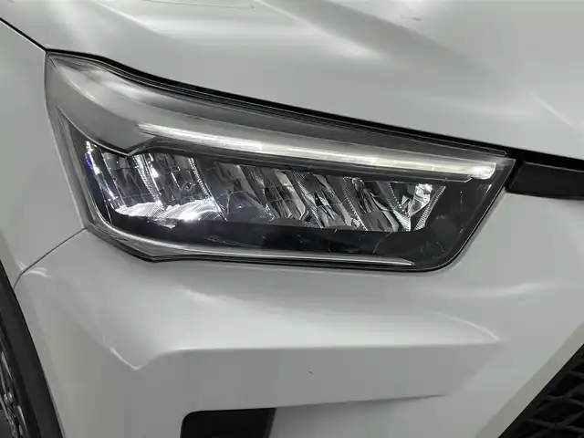 トヨタ ライズ Z 福井県 2024(令6)年 1.1万km シャイニングホワイトパール 純正ディスプレイオーディオ/（FM/AM/BT/フルセグTV/アップルカープレイ/アンドロイドオート)/フルセグTV /全方位カメラ /スペアキー1本 /純正アルミ /純正フロアマット /社外ETC/レーダークルーズコントロール/前後コーナーセンサー/オートライト/オートマチックハイビーム/電子パーキング