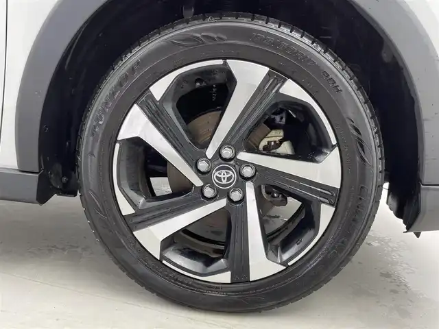 トヨタ ライズ Z 福井県 2024(令6)年 1.1万km シャイニングホワイトパール 純正ディスプレイオーディオ/（FM/AM/BT/フルセグTV/アップルカープレイ/アンドロイドオート)/フルセグTV /全方位カメラ /スペアキー1本 /純正アルミ /純正フロアマット /社外ETC/レーダークルーズコントロール/前後コーナーセンサー/オートライト/オートマチックハイビーム/電子パーキング