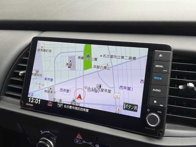 ホンダ フィット e:HEVホーム 愛知県 2020(令2)年 4.4万km プラチナホワイトパール ホンダセンシング/衝突軽減システム/純正９型SDナビ/レーダークルーズコントロール/フルセグ/CD/Bluetooth/バックカメラ/コーナーセンサー/LEDヘッドライト/オートマチックハイビーム/ドライブレコーダー/ETC/ステアリングスイッチ/スマートキー/プッシュスタート