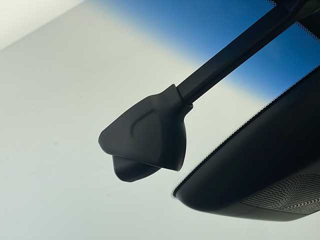 ホンダ フィット e:HEVホーム 沖縄県 2020(令2)年 4.4万km プラチナホワイトパール 純正９型SDナビ(VXU-205FTi)/　（フルセグTV/CD/Bluetooth）/バックカメラ/ドライブレコーダー/ETC/ホンダセンシング/衝突軽減システム/レーダークルーズコントロール/コーナーセンサー/LEDヘッドライト/オートマチックハイビーム/ステアリングスイッチ/スマートキー/プッシュスタート