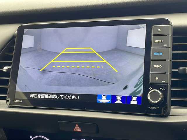 ホンダ フィット e:HEVホーム 沖縄県 2020(令2)年 4.4万km プラチナホワイトパール 純正９型SDナビ(VXU-205FTi)/　（フルセグTV/CD/Bluetooth）/バックカメラ/ドライブレコーダー/ETC/ホンダセンシング/衝突軽減システム/レーダークルーズコントロール/コーナーセンサー/LEDヘッドライト/オートマチックハイビーム/ステアリングスイッチ/スマートキー/プッシュスタート