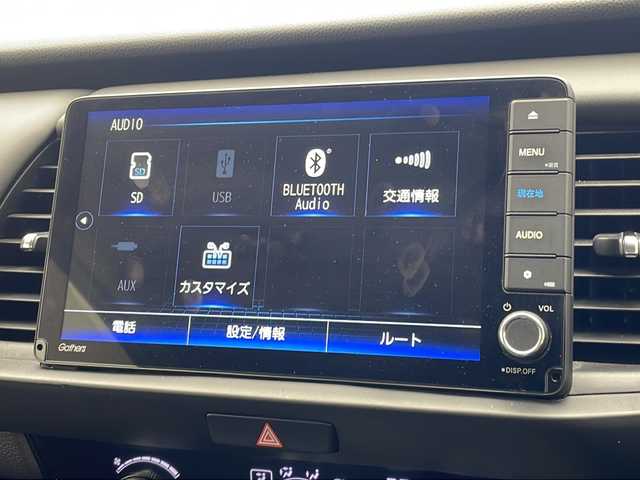 ホンダ フィット e:HEVホーム 沖縄県 2020(令2)年 4.4万km プラチナホワイトパール 純正９型SDナビ(VXU-205FTi)/　（フルセグTV/CD/Bluetooth）/バックカメラ/ドライブレコーダー/ETC/ホンダセンシング/衝突軽減システム/レーダークルーズコントロール/コーナーセンサー/LEDヘッドライト/オートマチックハイビーム/ステアリングスイッチ/スマートキー/プッシュスタート