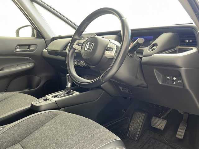 ホンダ フィット e:HEVホーム 沖縄県 2020(令2)年 4.4万km プラチナホワイトパール 純正９型SDナビ(VXU-205FTi)/　（フルセグTV/CD/Bluetooth）/バックカメラ/ドライブレコーダー/ETC/ホンダセンシング/衝突軽減システム/レーダークルーズコントロール/コーナーセンサー/LEDヘッドライト/オートマチックハイビーム/ステアリングスイッチ/スマートキー/プッシュスタート