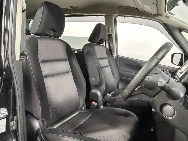日産 セレナ ハイウェイスター G プロパイロットED 大阪府 2016(平28)年 4.2万km ダイヤモンドブラック ProPILOT 純正9incナビ(フルセグ/DVD再生/Blu-ray/Bluetooth) バックカメラ 後席モニター ETC 両側パワースライドドア 衝突軽減 レーダーC クリアランスソナー