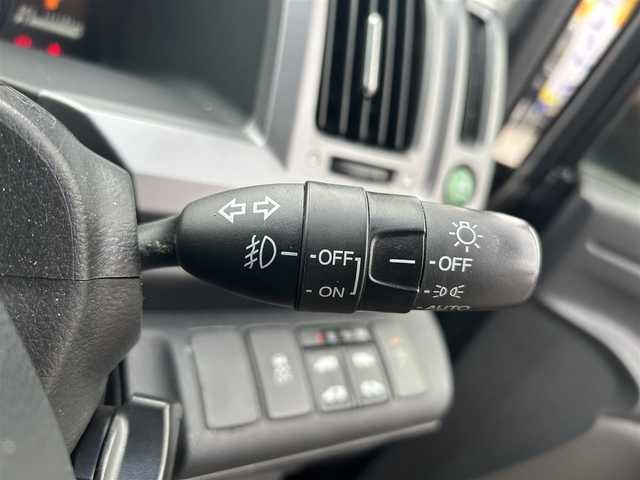 ホンダ ステップワゴン スパーダ Z クールスピリット 和歌山県 2012(平24)年 11.2万km プレミアムコスミックバイオレットパール (株)IDOMが運営する【じしゃロン和歌山店】の自社ローン専用車両になります。こちらは現金またはオートローンご利用時の価格です。自社ローンご希望の方は別途その旨お申付け下さい/1オーナー/バックカメラ/クルコン/パドルシフト/TRC/ETC/HIDヘッドライト/オートライト　/フォグランプ/スマートキー/保証書/取扱説明書　