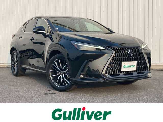レクサス ＮＸ 250 バージョンL 滋賀県 2022(令4)年 3万km グラファイトブラックガラスフレーク ムーンルーフ/14型ディスプレイオーディオ/・Bluetooth/フルセグ/パノラミックビューモニター/革巻きステアリング/ステアリングリモコン/パドルシフト/ステアリングヒーター/前後ドラレコ/茶革シート/メモリ機能付きパワーシート/全席シートヒーター/前席シートベンチレーション/パワーバックドア/ヘッドアップディスプレイ/三眼フルLEDヘッドライト/フォグライト/オートリトラミラー/セーフティシステムプラス/・プリクラッシュセーフティ/・レーンディパーチャーアラート/・アダプティブハイビーム/・レーダークルーズコントロール/・ブラインドスポットモニター/・プロアクティブドライビングアシスト/・先行車発進告知/・発進遅れ告知/・パーキングサポートブレーキ/スマートキー・