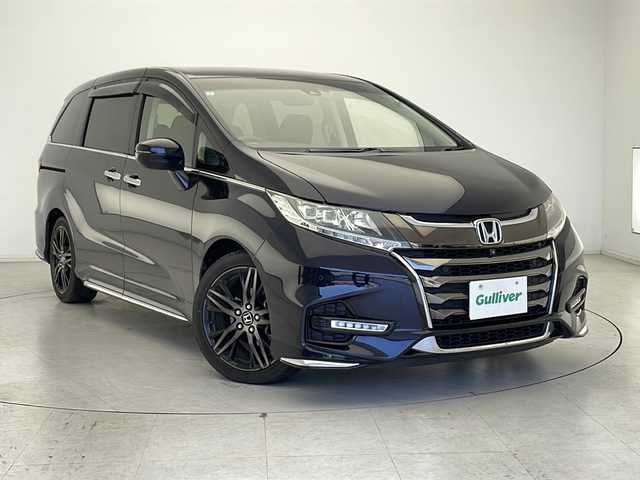 ホンダ オデッセイ アブソルート・EXホンダセンジング 千葉県 2019(令1)年 4.7万km プレミアムヴィーナスブラックP 純正ナビ/　CD/DVD/Bluetooth/フルセグTV/Apple car play/ホンダセンシング/レーダークルーズコントロール/レーンキープアシスト/衝突軽減ブレーキ/クリアランスソナー/先行車発進警報/標識認識機能/全方位カメラ/オートライト/純正フリップダウンモニター/両側パワスラ/レザーシート/前席パワーシート/LEDライト/パドルシフト/360度ドラレコ/ビルトインETC2.0/フロアマット/純正18インチアルミホイール
