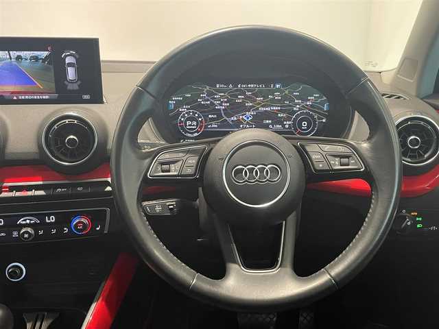 アウディ Ｑ２ 1．0 TFSI スポーツ 愛知県 2017(平29)年 3.6万km 赤 バーチャルコクピット　/ＭＭＩナビゲーション　/Ｂｌｕｅｔｏｏｔｈ　/バックカメラ　/フルセグＴＶ　/ＡＣＣ　/ＬＫＡ　/ＳＡ　/ＢＳＭ　/革シート　/シートＨ　/パワーゲート　/ドライブレコーダー　/ＥＴＣ２．０/プッシュスタート/ウィンカーミラー/アイドリングストップ