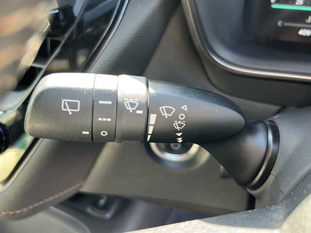 トヨタ カローラツーリング ハイブリッド ダブルバイビー 香川県 2023(令5)年 4.1万km アティチュードブラックマイカ 純正ナビ（フルセグTV/BT)/バックカメラ/ステアリングヒーター/ブラインドスポットモニター/ヘッドライトレベライザー/後退時交差車両検知警報システム/安心降車アシスト/ロードサインアシスト/シートヒーター/コーナーセンサー/オートライト/アイドリングストップ/ビルトインETC2.0