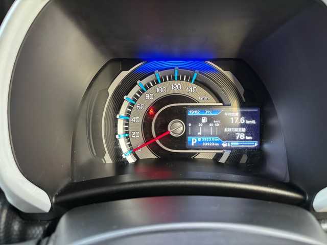 スズキ ハスラー HYBRID G 福岡県 2020(令2)年 3.4万km ピュアホワイトP KENWOODナビ/（ワンセグ・ラジオ・DVD・CD・iPad）/プリクラッシュセーフティー/クリアランスソナー/アイドリングストップ/横滑り防止システム/車線逸脱警報/USB/プッシュスタート/シートヒーター前席/ステアリングリモコン/純正フロアマット/オートライト/保証書/取扱説明書