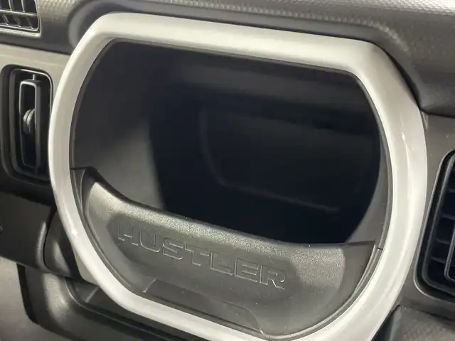 スズキ ハスラー HYBRID G 福岡県 2020(令2)年 3.4万km ピュアホワイトP KENWOODナビ/ワンセグ・ラジオ・DVD・CD・iPad/プリクラッシュセーフティー/クリアランスソナー/アイドリングストップ/横滑り防止システム/車線逸脱警報/USB/プッシュスタート/シートヒーター前席/ステアリングリモコン/純正フロアマット/オートライト/保証書/取扱説明書