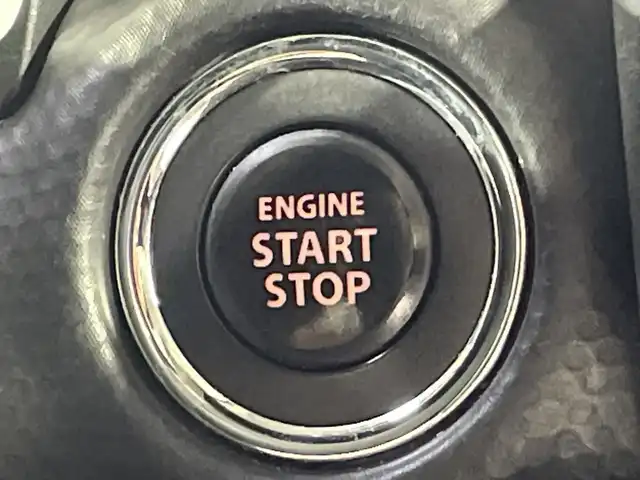 スズキ ハスラー HYBRID G 福岡県 2020(令2)年 3.4万km ピュアホワイトP KENWOODナビ/ワンセグ・ラジオ・DVD・CD・iPad/プリクラッシュセーフティー/クリアランスソナー/アイドリングストップ/横滑り防止システム/車線逸脱警報/USB/プッシュスタート/シートヒーター前席/ステアリングリモコン/純正フロアマット/オートライト/保証書/取扱説明書