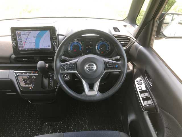 日産 ルークス HWS Gターボ プロパイロットED 福岡県 2020(令2)年 2.5万km チタニウムグレーM/シルキーホワイト ハイウェイスターGターボプロパイロットエディション/純正9インチナビ【MM320D-L】/　フルセグTV/CD/DVD/Bluetooth/アラウンドビューモニター/ETC/両側パワースライドドア/LEDヘッドライト/アイドリングストップ/ウィンカーミラー/ドアバイザー/純正フロアマット/プッシュスタート/保証書/取扱説明書/プロパイロット/インテリジェントエマージェンシーブレーキ/インテリジェントFCW/踏み間違い衝突防止アシスト/LDW（車線逸脱警報）/インテリジェントLI/インテリジェントDA/標識検知機能/先行車発進のお知らせ