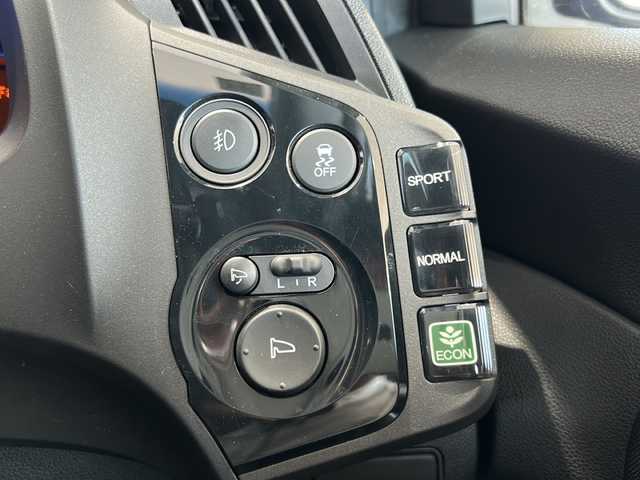 ホンダ ＣＲ－Ｚ αファイナルレーベル 富山県 2016(平28)年 2.8万km スマートブラック 禁煙車　/フルセグ　/スマートキー　/純正アルミホイール　/純正オーディオ　/ウィンカーミラー　/電動格納ミラー　/ＥＴＣ　/プッシュスタート