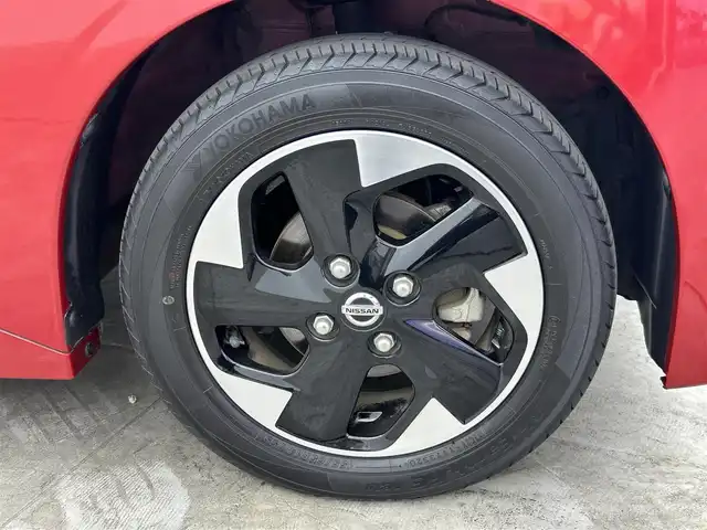 日産 ルークス HWS X プロパイロットED 群馬県 2021(令3)年 4.2万km スパークリングレッド/ブラック 純正９インチナビ　アラウンドビューモニター　プロパイロット　両側パワースライドドア　ＬＥＤライト　ＡＨＢ　純正１４インチＡＷ　ステアリングリモコン　コーナーセンサー　電子パーキング　スマートキー　禁煙