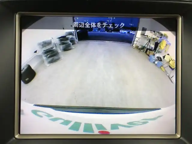 クライスラー・ジープ ジープ グランドチェロキー ラレード 愛知県 2014(平26)年 6.9万km ブライトホワイト 後期モデル/4WD/ヒルディセントコントロール/ヒルスタートアシスト/セレクテレインシステム/レディアラートブレーキ/純正8.2インチナビ/　　・CD/BT/フルセグ/バックカメラ/ETC/革巻きステアリング/ステアリングリモコン/クルーズコントロール/パドルシフト/パワーシート（前席）/純正フロアマット/ルーフレール/純正HIDヘッドライト/フォグランプ/純正18インチアルミホイール/保証書