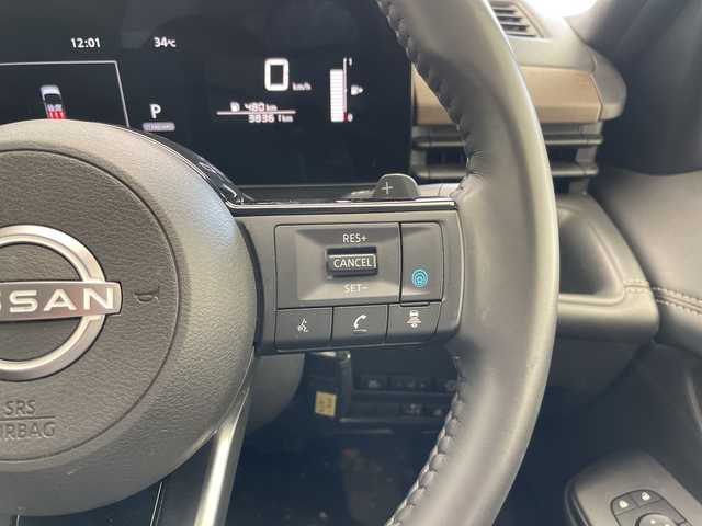 日産 セレナ ハイウェイスター V 愛知県 2023(令5)年 3.9万km プリズムホワイト プロパイロット/全方位カメラ/純正８型SDナビ/両側パワースライドドア/バックカメラ/コーナーセンサー/純正アルミホイール/LEDヘッドライト/インテリジェントミラー/ブラインドスポットモニター/Bluetooth/ドライブレコーダー/ETC/ステアリングスイッチ/スマートキー/プッシュスタート