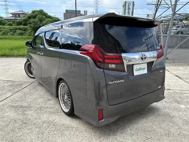 トヨタ アルファード SA Cパッケージ 長崎県 2016(平28)年 4.9万km グレーメタリック ワンオーナー/社外10インチナビ/（CD/DVD/BT/フルセグ）/フリップダウンモニター/バックカメラ/衝突軽減ブレーキ/レーダークルーズ/ETC/両側パワースライドドア/パワーバックドア/ハンドルヒーター/コーナーセンサー/社外20インチAW/純正18インチAW車載
