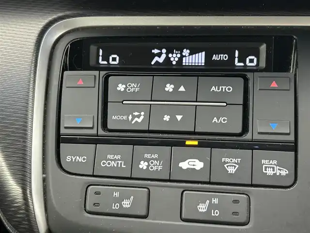 ホンダ ステップワゴン スパーダ クルスピセンシング 熊本県 2018(平30)年 6.6万km モダンスティールM 社外ナビPVIC-CL902（ＣＤ・ＤＶＤ・フルセグ・ＢＴ・ＳＤ・ＵＳＢ）/バックカメラ　/ビルトインＥＴＣ　/両側パワースライドドア　/クルーズコントロール　/前席シートヒーター　/衝突軽減ブレーキ　/レーンキープアシスト/先行車発進お知らせ機能/横滑り防止/アイドリングストップ/ハーフレザーシート/純正フロアマット/純正17インチAW/オートライト/LEDヘッドライト/スマートキー/プッシュスタート