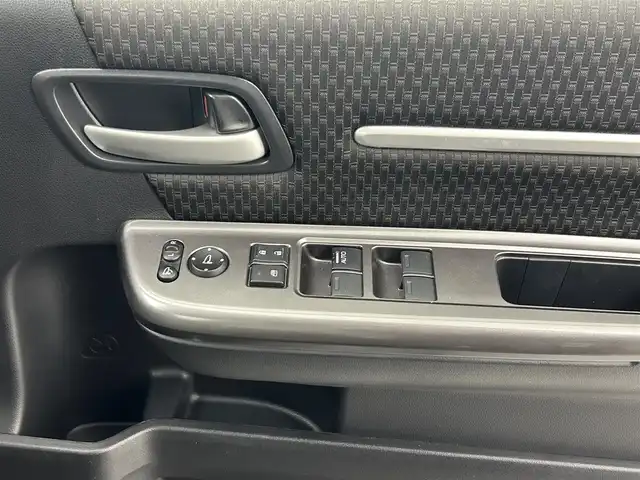 ホンダ ステップワゴン スパーダ クルスピセンシング 熊本県 2018(平30)年 6.6万km モダンスティールM 社外ナビPVIC-CL902（ＣＤ・ＤＶＤ・フルセグ・ＢＴ・ＳＤ・ＵＳＢ）/バックカメラ　/ビルトインＥＴＣ　/両側パワースライドドア　/クルーズコントロール　/前席シートヒーター　/衝突軽減ブレーキ　/レーンキープアシスト/先行車発進お知らせ機能/横滑り防止/アイドリングストップ/ハーフレザーシート/純正フロアマット/純正17インチAW/オートライト/LEDヘッドライト/スマートキー/プッシュスタート