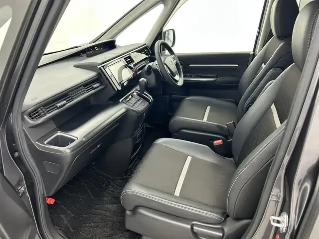 ホンダ ステップワゴン スパーダ クルスピセンシング 熊本県 2018(平30)年 6.6万km モダンスティールM 社外ナビPVIC-CL902（ＣＤ・ＤＶＤ・フルセグ・ＢＴ・ＳＤ・ＵＳＢ）/バックカメラ　/ビルトインＥＴＣ　/両側パワースライドドア　/クルーズコントロール　/前席シートヒーター　/衝突軽減ブレーキ　/レーンキープアシスト/先行車発進お知らせ機能/横滑り防止/アイドリングストップ/ハーフレザーシート/純正フロアマット/純正17インチAW/オートライト/LEDヘッドライト/スマートキー/プッシュスタート