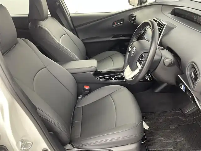 トヨタ プリウス Sセーフティプラス 福岡県 2018(平30)年 5.9万km ホワイトパールクリスタルシャイン 純正９型ナビ（フルセグＴＶ）　/バックカメラ　/ビルトインＥＴＣ　/前方ドラレコ　/レーダークルーズコントロール　/コーナーセンサー　/衝突被害軽減　/レーンキープ　/ＰＫＳＢ　/パーキングアシスト　/純正１７インチＡＷ