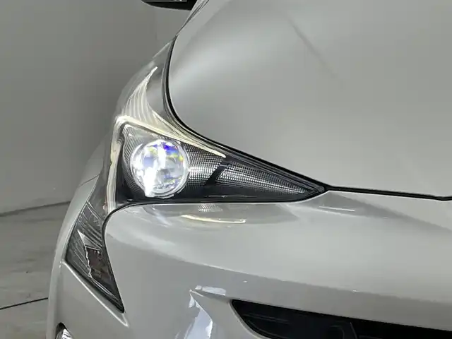 トヨタ プリウス Sセーフティプラス 福岡県 2018(平30)年 5.9万km ホワイトパールクリスタルシャイン 純正９型ナビ（フルセグＴＶ）　/バックカメラ　/ビルトインＥＴＣ　/前方ドラレコ　/レーダークルーズコントロール　/コーナーセンサー　/衝突被害軽減　/レーンキープ　/ＰＫＳＢ　/パーキングアシスト　/純正１７インチＡＷ