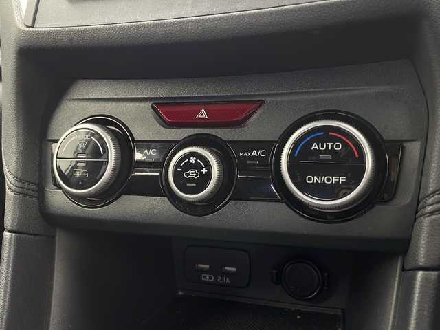 スバル インプレッサ スポーツ 1．6i－LアイサイトSスタイル 栃木県 2019(平31)年 8.9万km シルバー 社外ナビ/(フルセグTV/BT/CD/AM/FM)/アイサイト/・衝突被害軽減ブレーキ/・追従機能付クルーズコントロール/・レーンキープアシスト/ブラインドスポットモニター/バックカメラ/LEDオートライト/純正16インチアルミホイール/ステアリングスイッチ/アイドリングストップ/USBポート/スマートキー/ETC