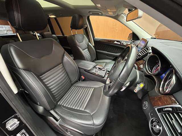 メルセデス・ベンツ ＧＬＳ３５０ｄ 4マチックスポーツ 千葉県 2018(平30)年 7.2万km オブシディアンブラック サンルーフ　/ｈａｒｍａｎｋａｒｄｏｎ　/黒革シート　/３６０°カメラ　/電動リアゲート　/パワーシート　/シートヒーター　/レーダーセーフティＰＫＧ　/キーレスゴー　/ＥＴＣ