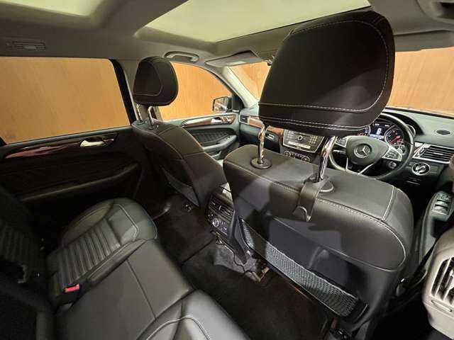 メルセデス・ベンツ ＧＬＳ３５０ｄ 4マチックスポーツ 千葉県 2018(平30)年 7.2万km オブシディアンブラック サンルーフ　/ｈａｒｍａｎｋａｒｄｏｎ　/黒革シート　/３６０°カメラ　/電動リアゲート　/パワーシート　/シートヒーター　/レーダーセーフティＰＫＧ　/キーレスゴー　/ＥＴＣ