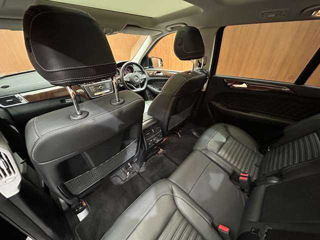 メルセデス・ベンツ ＧＬＳ３５０ｄ 4マチックスポーツ 千葉県 2018(平30)年 7.2万km オブシディアンブラック サンルーフ　/ｈａｒｍａｎｋａｒｄｏｎ　/黒革シート　/３６０°カメラ　/電動リアゲート　/パワーシート　/シートヒーター　/レーダーセーフティＰＫＧ　/キーレスゴー　/ＥＴＣ