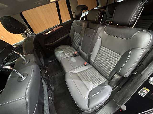 メルセデス・ベンツ ＧＬＳ３５０ｄ 4マチックスポーツ 千葉県 2018(平30)年 7.2万km オブシディアンブラック サンルーフ　/ｈａｒｍａｎｋａｒｄｏｎ　/黒革シート　/３６０°カメラ　/電動リアゲート　/パワーシート　/シートヒーター　/レーダーセーフティＰＫＧ　/キーレスゴー　/ＥＴＣ