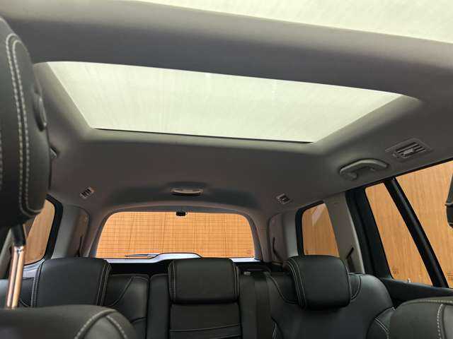 メルセデス・ベンツ ＧＬＳ３５０ｄ 4マチックスポーツ 千葉県 2018(平30)年 7.2万km オブシディアンブラック サンルーフ　/ｈａｒｍａｎｋａｒｄｏｎ　/黒革シート　/３６０°カメラ　/電動リアゲート　/パワーシート　/シートヒーター　/レーダーセーフティＰＫＧ　/キーレスゴー　/ＥＴＣ