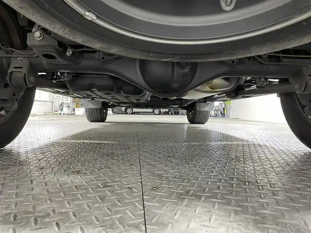 トヨタ ランドクルーザー プラド TX Lパッケージ 沖縄県 2023(令5)年 4.6万km ホワイトパールクリスタルシャイン 禁煙車/ワンオーナー/サンルーフ/3列シート/純正9インチナビ/AM/FM/Bluetooth/USB/Miracast/バックカメラ/全方位カメラ/黒レザーシート/パワーシートD/N/シートエアコンD/N/衝突軽減ブレーキ/レーンキープアシスト/ブラインドスポットモニター/コーナーセンサー前後/オートライト/オートマッチックハイビーム/ビルトインETC2.0/レーダークルーズコントロール/純正19インチアルミホイール/サイド・カーテンエアバッグ/センターデフロック/ダウンヒルアシストコントロール/保証書/取扱説明書/スマートキー/スペアキー有
