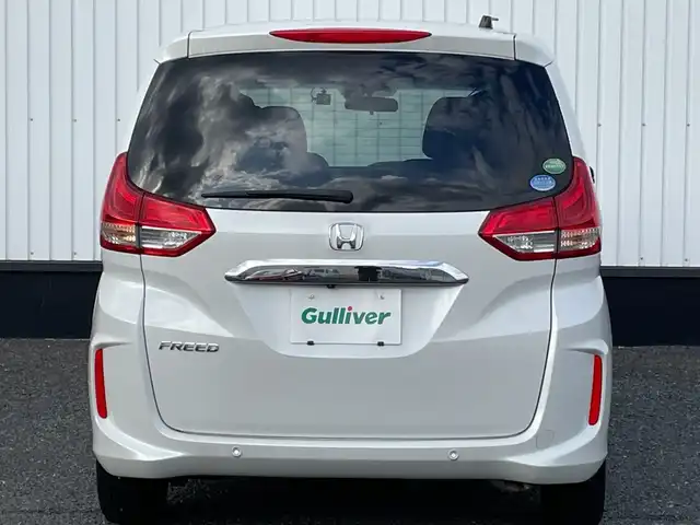 ホンダ フリード G ホンダセンシング 千葉県 2019(令1)年 3.7万km プラチナホワイトパール 純正SDナビ/(AM/FM/SD/DVD/BT/フルセグTV/AUX/iPod)/バックカメラ/前後ドライブレコーダー/衝突被害軽減システム/車線逸脱警報/クルーズコントロール/オートライト/ウィンカーミラー/電動格納ミラー/純正15インチAW/シートヒーター/シートリフター/プッシュスタート/スマートキー/フロアマット/ハーフレザーシート/両側パワースライドドア/横滑り防止装置/ETC/アイドリングストップ/LEDヘッドライト