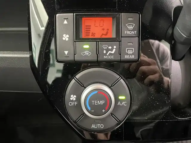 トヨタ ピクシスメガ L SAⅢ 鹿児島県 2020(令2)年 4.7万km タングステングレーM 純正ナビ/バックカメラ/両側パワースライドドア/衝突軽減ブレーキ/横滑り防止/レーンキープアシスト/ＥＴＣ/純正アルミホイール/純正フロアマット/電動格納ミラー/ヘッドライトレベライザー/アイドリングストップ/スマートキー